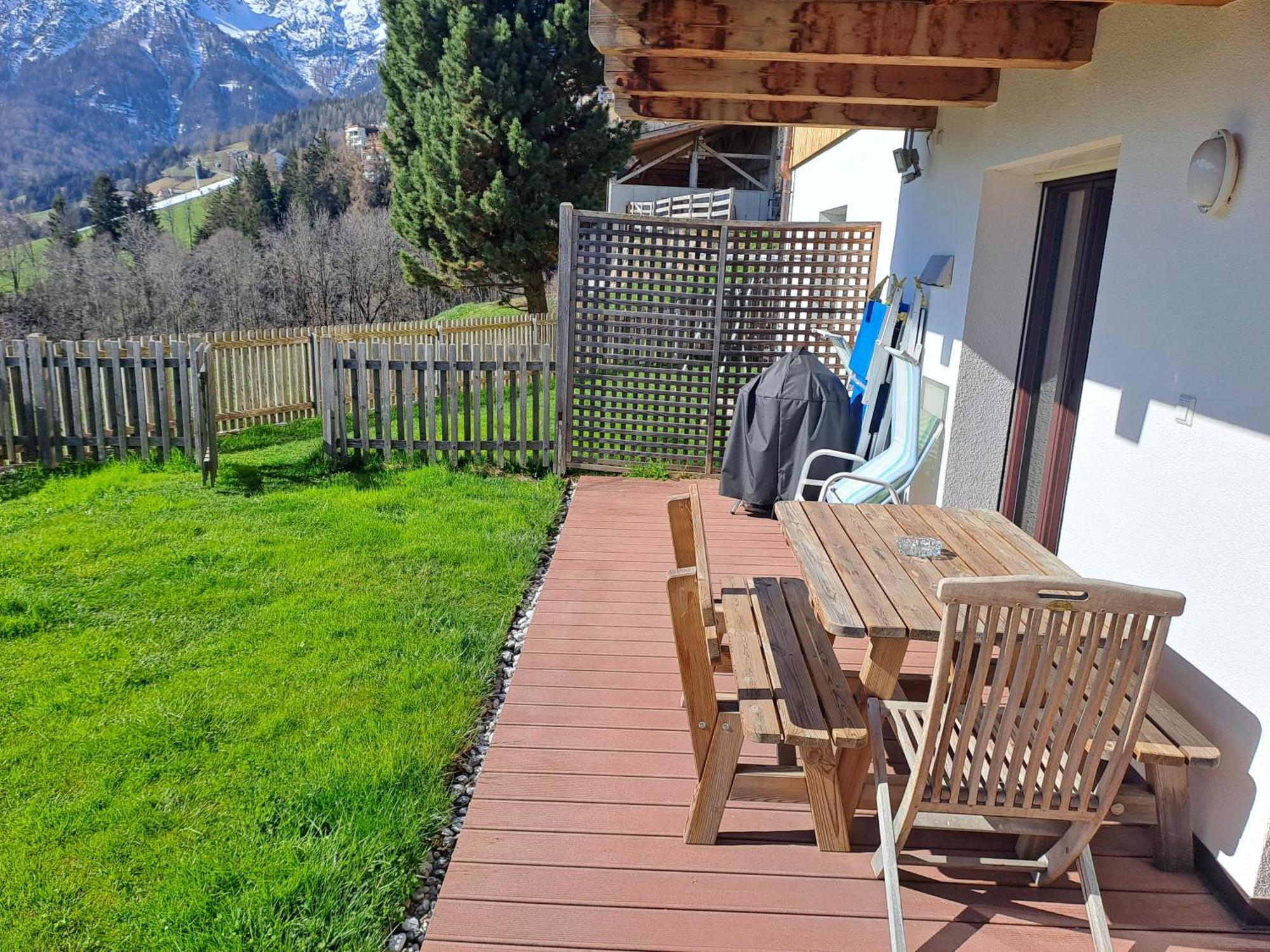Casa Simona Lägenhet Sorafurcia Exteriör bild