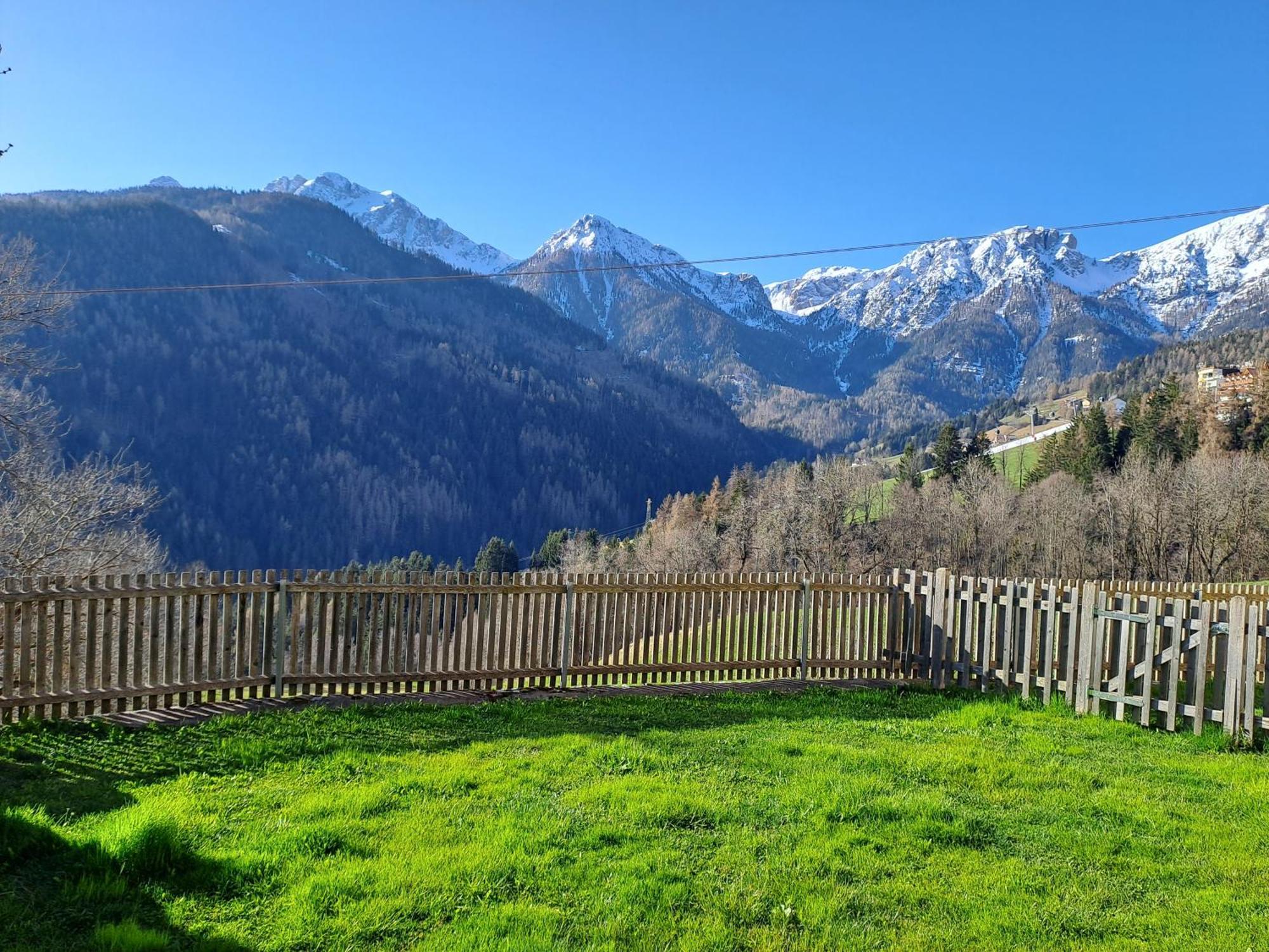 Casa Simona Lägenhet Sorafurcia Exteriör bild